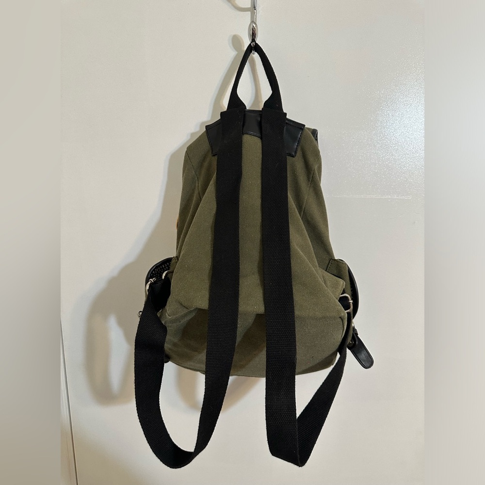 EUC DREAM CONTROL Utility Multi-Pocket Backpack With Patches - Picture 4 of 11